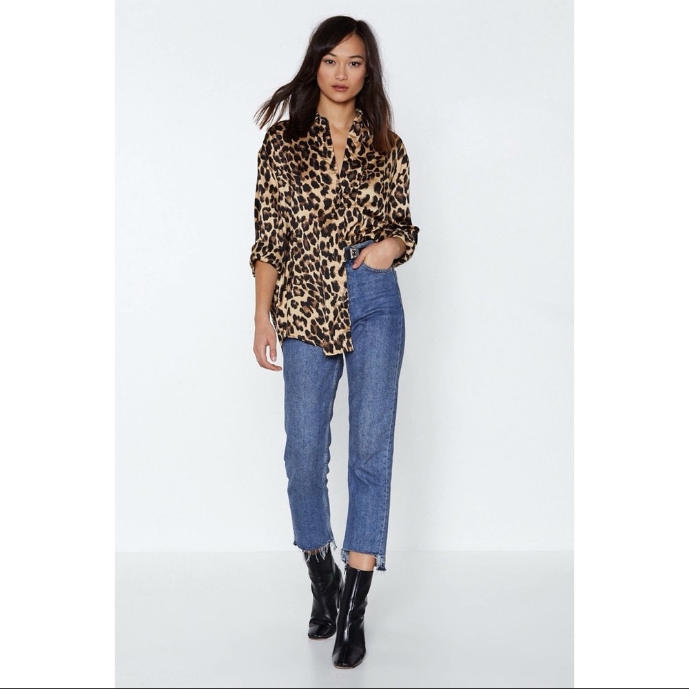 Leopard button down blouse - Picture 2 of 3
